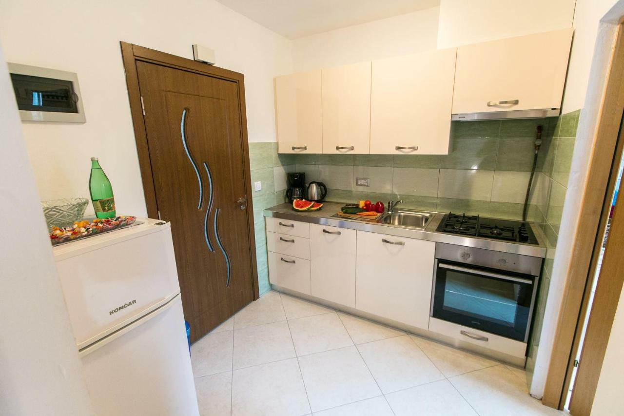 Amela Apartment *