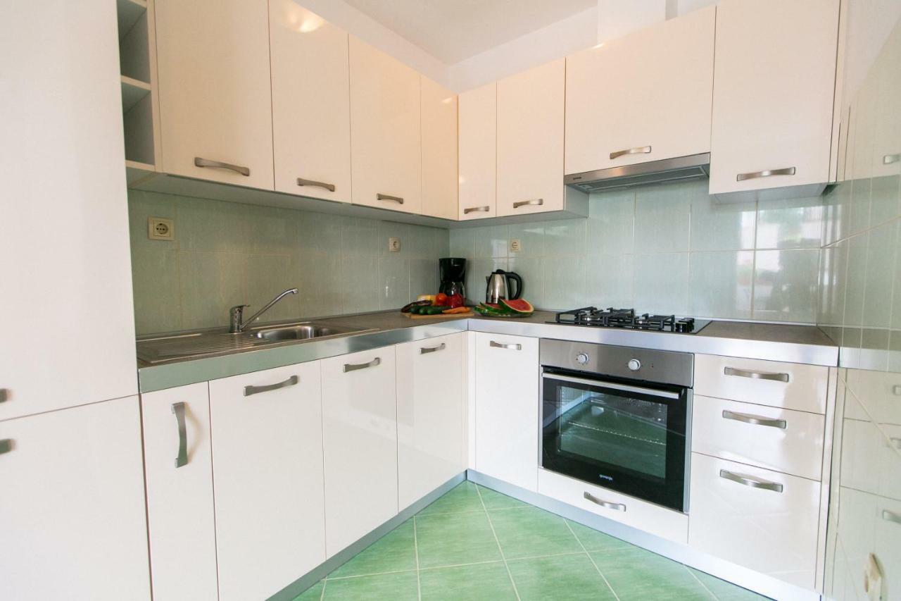 Apartment Amela