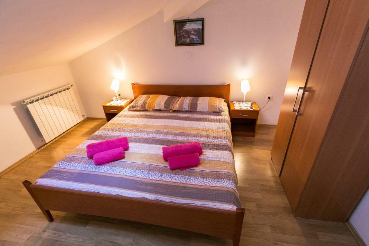 Apartament Amela *