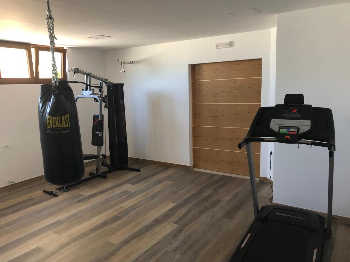 Apartament Amela *